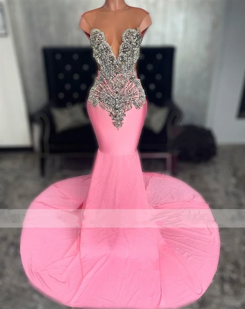 Robe de bal de sirène rose brillant pour les filles noires 2024 Crystals perlées robes de soirée Rouffles de fête d'anniversaire robe de bal
