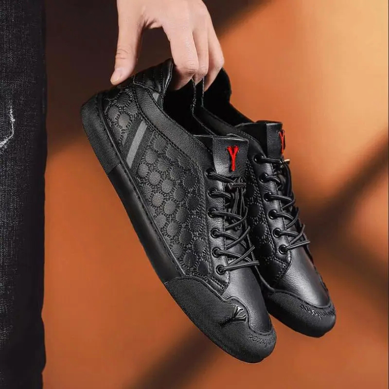 New Men's Leather Shoes Korean Trend Comfortable Loafer Men Shoes British Fashion Men Sneakers zapatillas de hombre