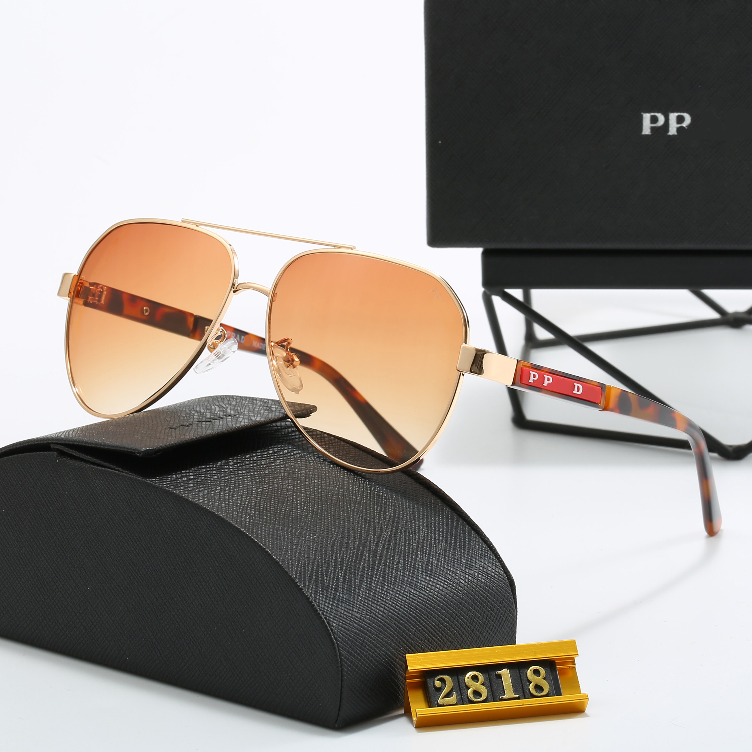 lunettes de soleil femmes designer prad lunettes de soleil triangle signature lunettes spr17w style classique lettre symbole avec design géométri