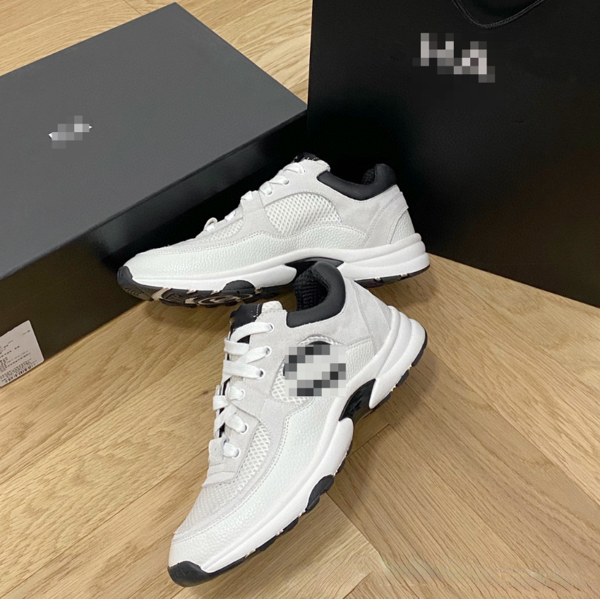 Chaussures blanches de créateur pour femmes, baskets respirantes et absorbant les chocs en maille et daim