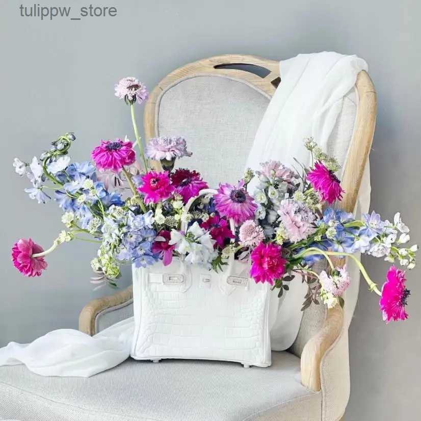 Vases Nordic Flower Bag Vase Resin Handbag Vase Flower Wedding Desk Art Ornament Home Decor plant pot Interior accessories L240309-image-949797077