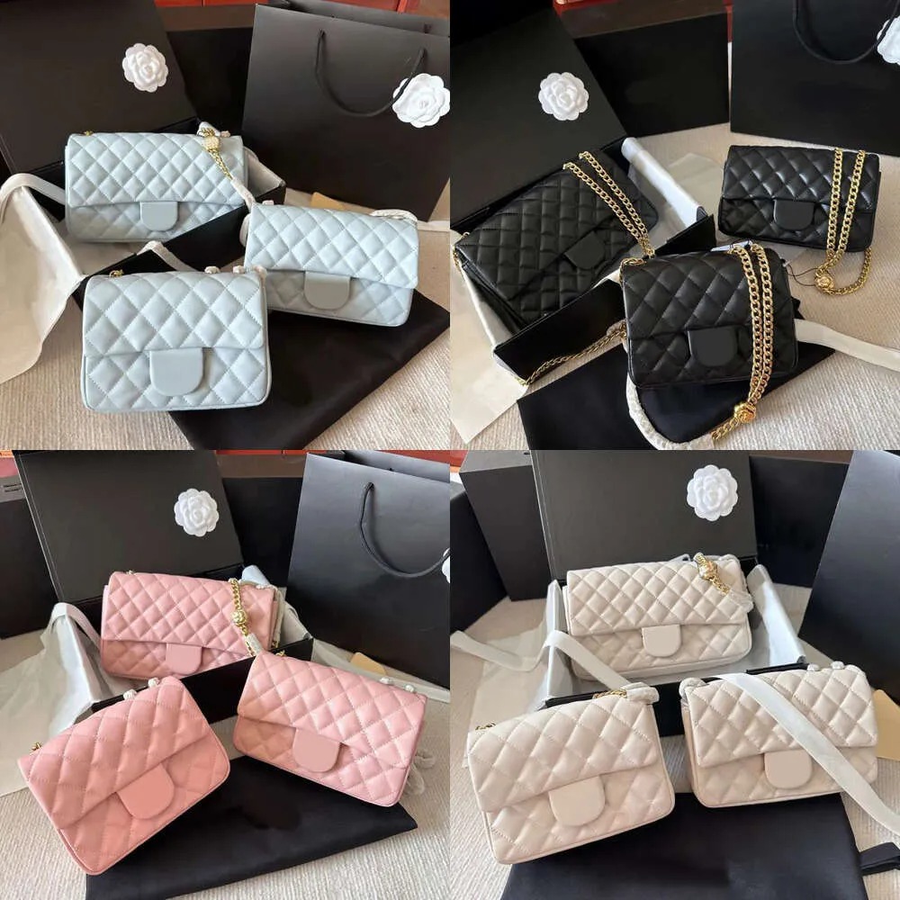 Luxurys Ladies Shoulder Bags Fashion Handbag Camellia Chain Bag Leather Shoulder Bag Plaid Designer Black White Pink Yellow Crossbody Bag for wom