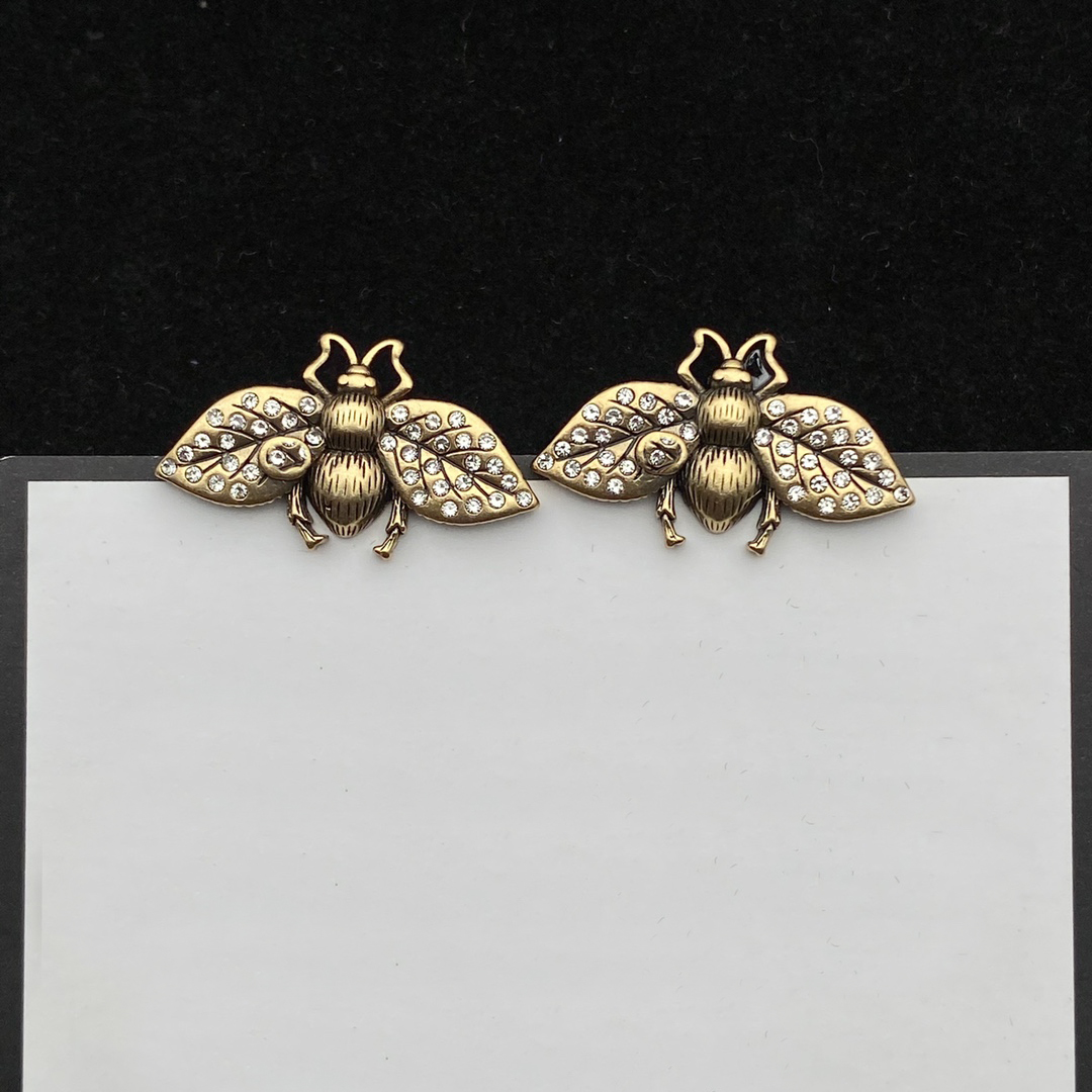 Classic stud earrings designer Bee Full of diamonds Stud Jewelry Gift for mother send best friend-image-953708194