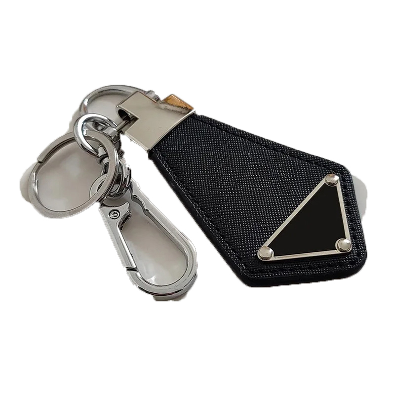 Keychains Lanyards Designer Womens Luxury Leather Keyring Key In Wallet Wrist Lanyard Car Keychains With Gift Box 26NP