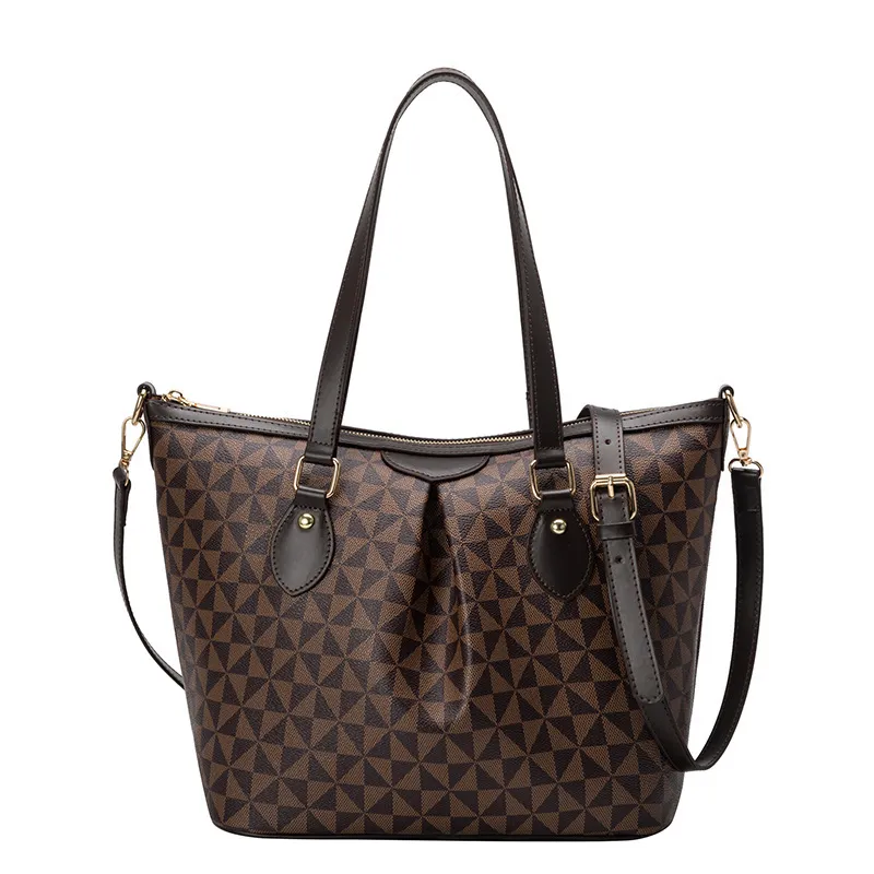 Lady Classics Evening Party Designer Hands Hands Crossbody Bodor Sacs en cuir authentiques pourdies Fou Travels Shopping The Tote Sac Luxury Dami