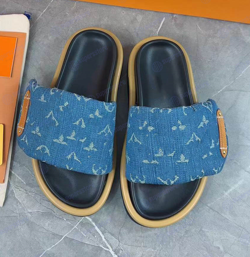 New Pool Slippers Pillow Mules Designers famous Sandals denim blue slides Women Sunset Flat Comfort Mule Padded Front Strap gear bottom Fashionab-image-954491336
