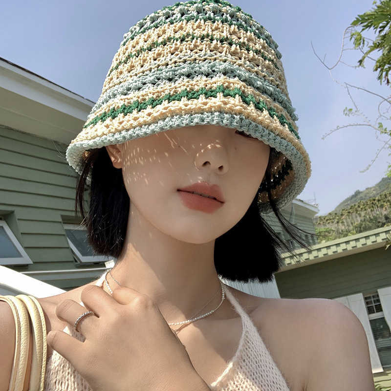 Wide Brim Hats Bucket Hats Grass Braid Bucket Hats Designer Straw Hat Womens Men Fashion Knitted Hat Cap Summer Wide Brim Hats Lady Outdoor Beach Ha