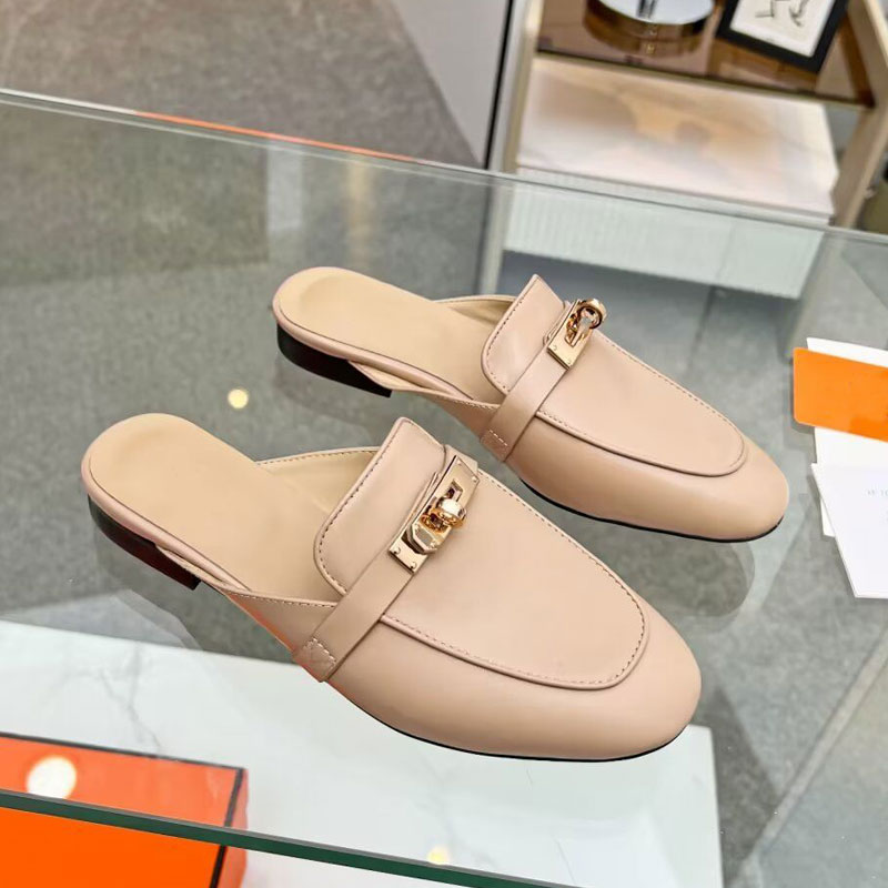 Sandali da donna comodi e casual Appartamenti di design in vera pelle Pantofole Baotou di moda estiva di lusso Scarpe basse per la casa neutre per l