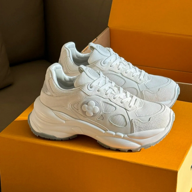 24SS New Arrival Run 55 Designer Casual Shoes Sneakers Womens Platform Shoes Fashion Trend Famous Brand women popular trainers shoes