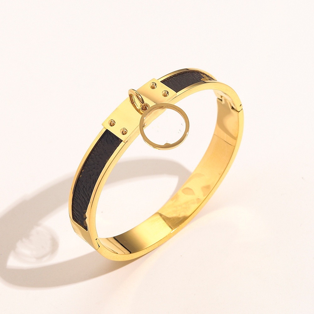Women Branded Bracelets Bangle Designers Letter Jewelry Faux Leather 18K Gold Plated Stainless steel Bracelet Womens Wedding Jewelry Gifts 