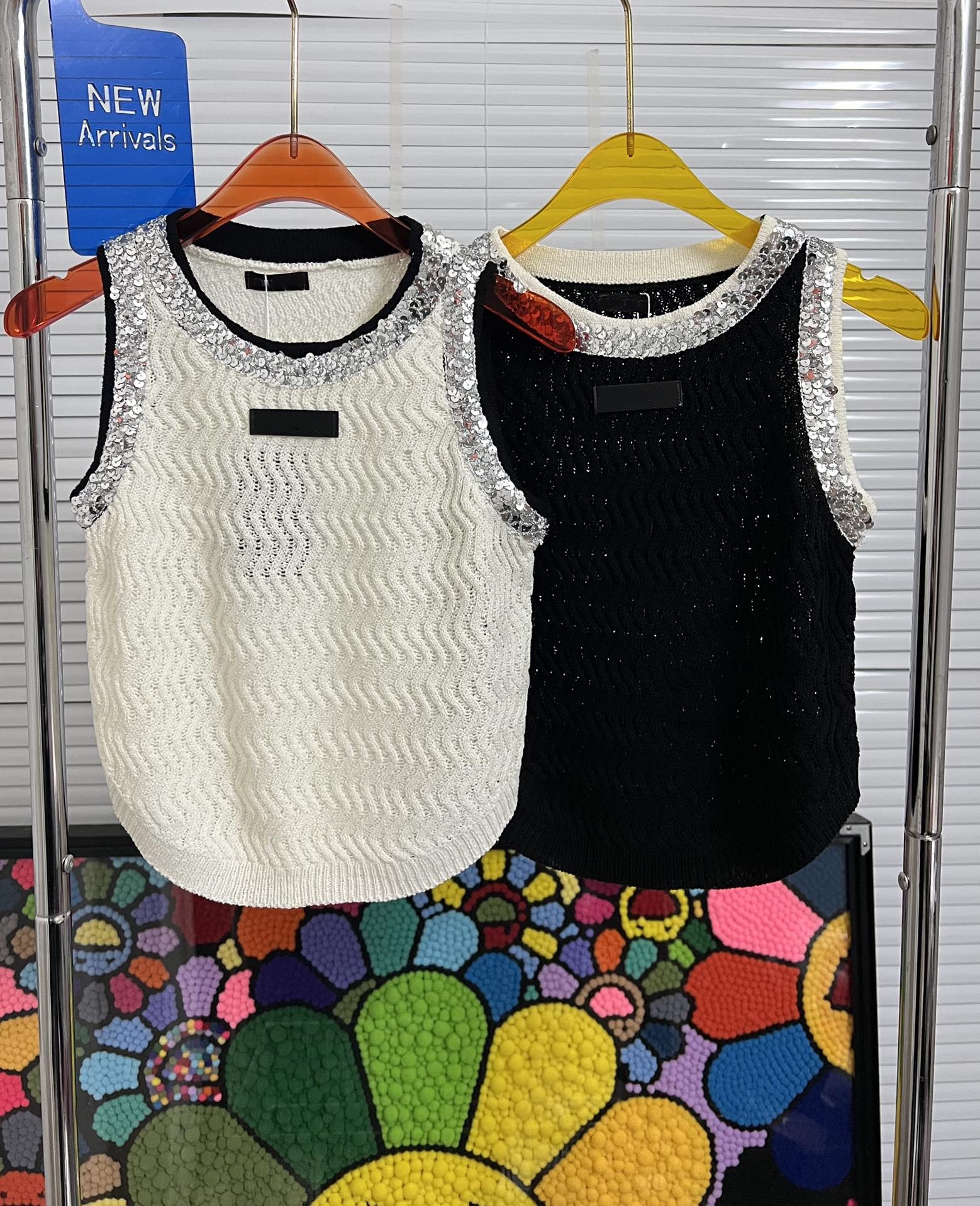 Designer Women's Vest knitted Sequin collar leather tag top Sleeveless top 26681 white/black/grey size S-L-image-958323446
