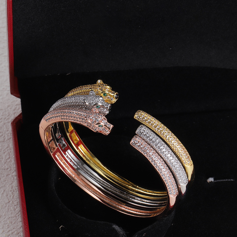 Woman Designer Bracelet Tiger Head Bangle Bracelets Diamond Brand Jewelry Ladies Any Situation Easy to Wear with Box-image-958219046