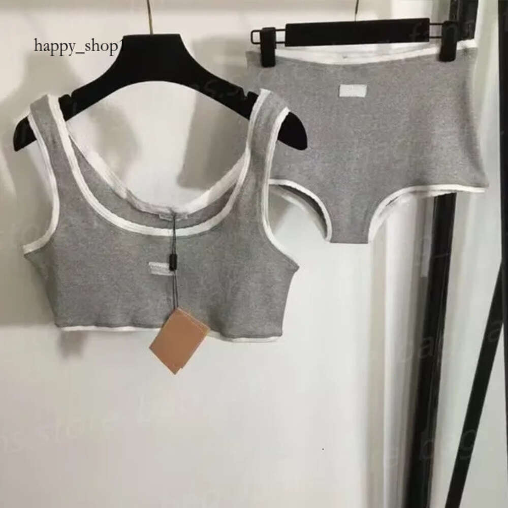 9 days delivered Brand Mui High Quality Designer T-Shirts Brand Womens Shirt Miv Fashion Y2k Sleeveless Miui Tank Tops Summer Outdoor Cool Shirt Spo