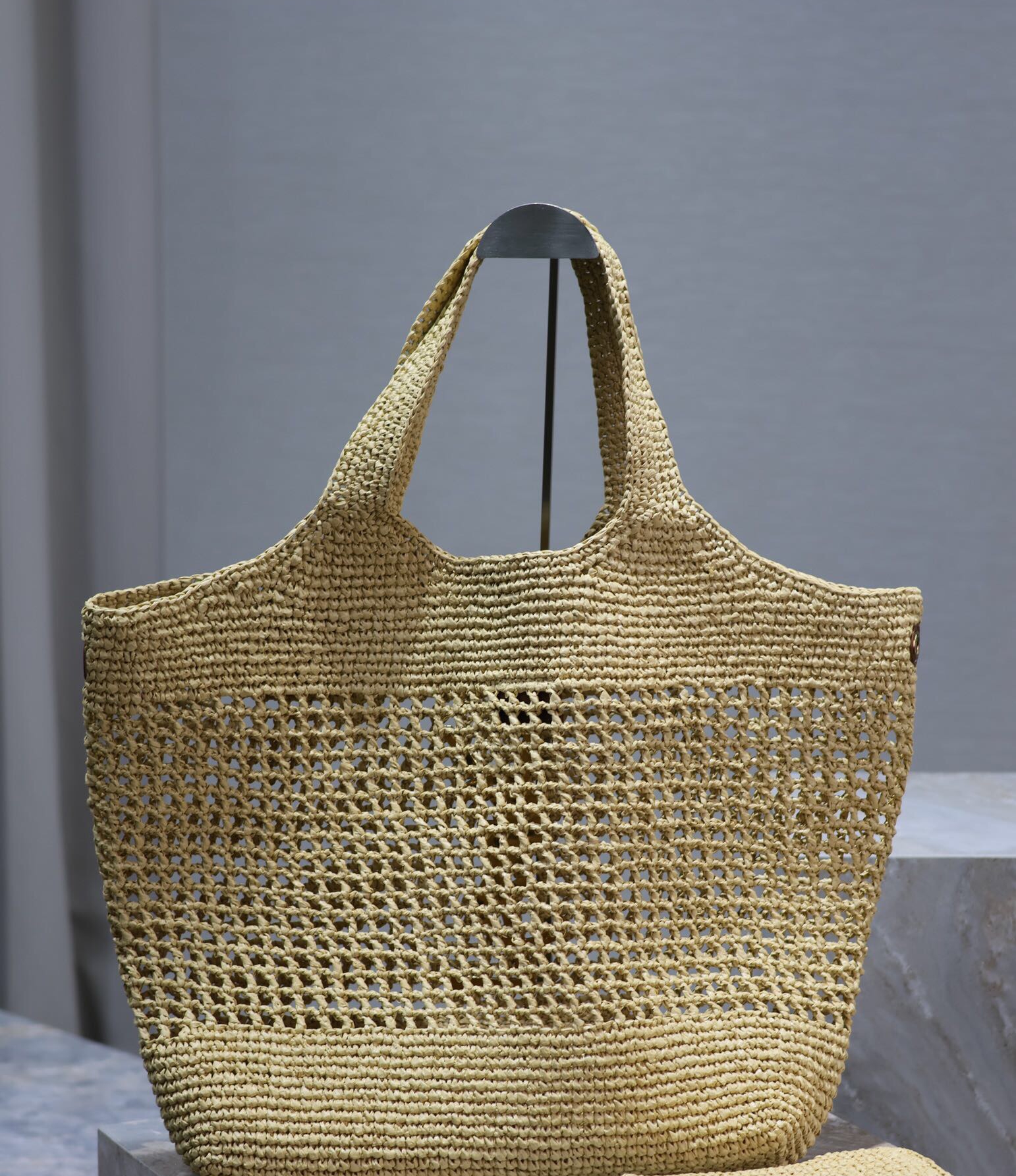 Fashion Beach Tote for Women's handbag Purses Comes with Matching Pouch 