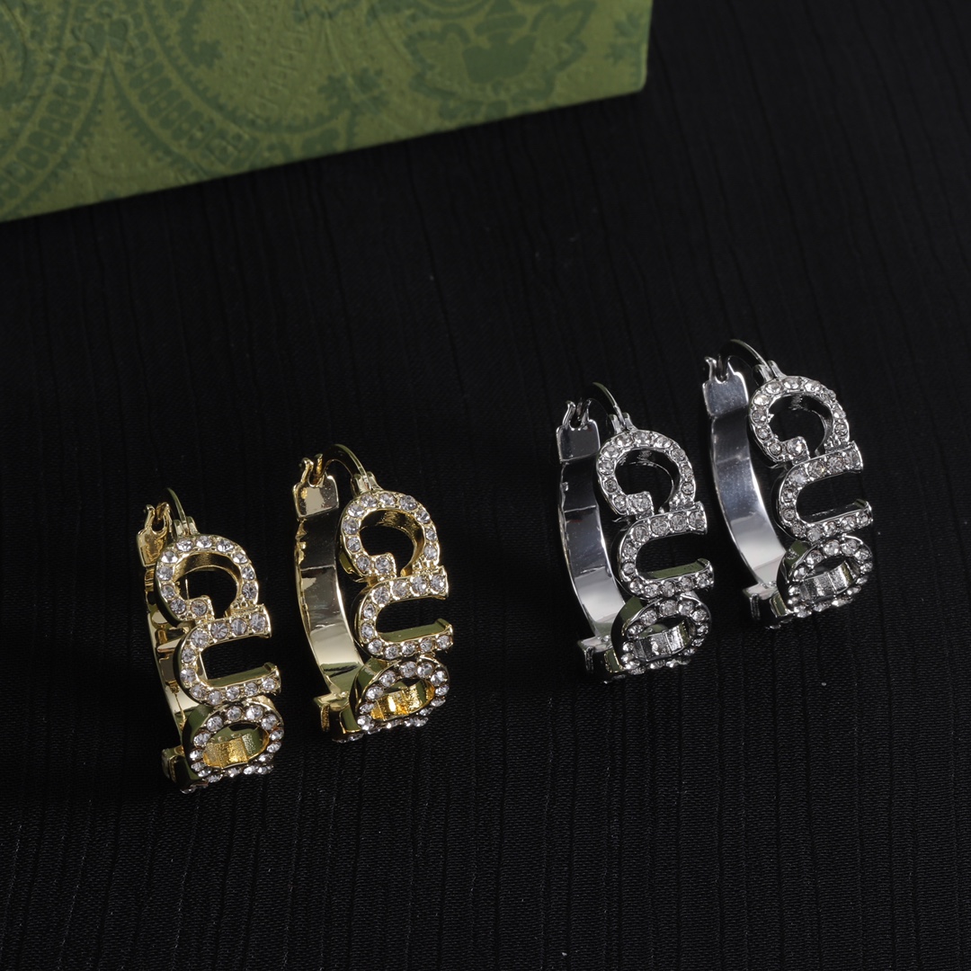 New Gold Charm Diamond earrings designer silver letter earrings for Woman 925 silver needle earrings Brass Fashion Jewelry Supply