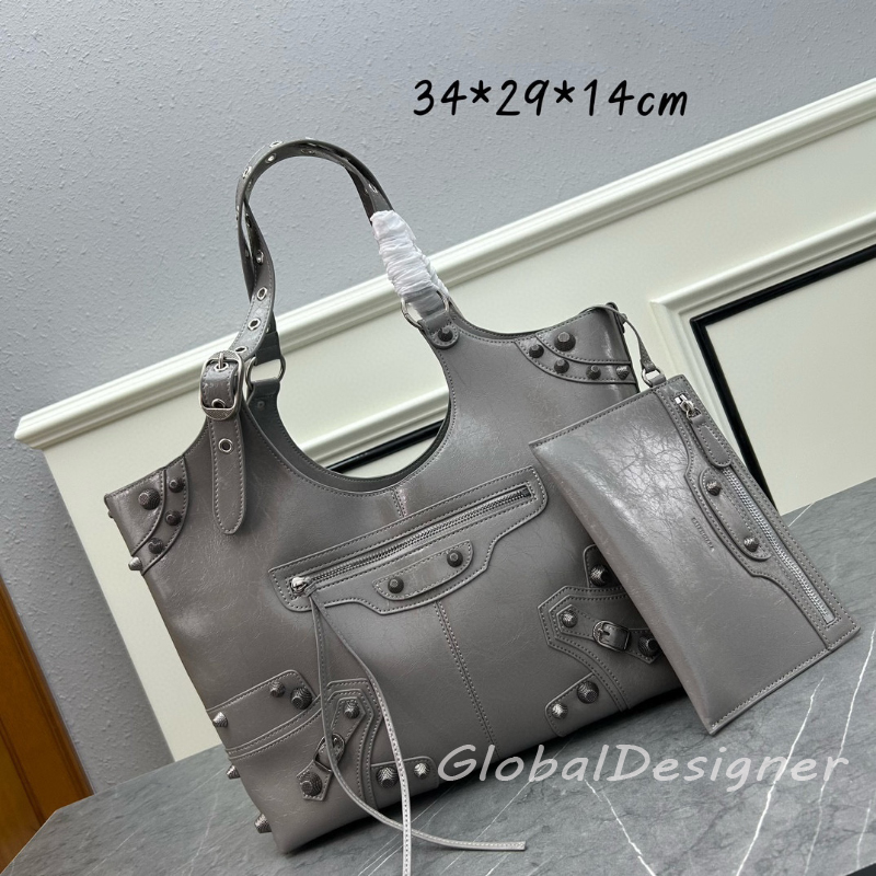 Summer Maxi Women designer Carrying handbag handle Large wallet Beach bags purses Motorcycle shoulder bag Rivet Locomotive Tote bag leather shopp-image-972790745