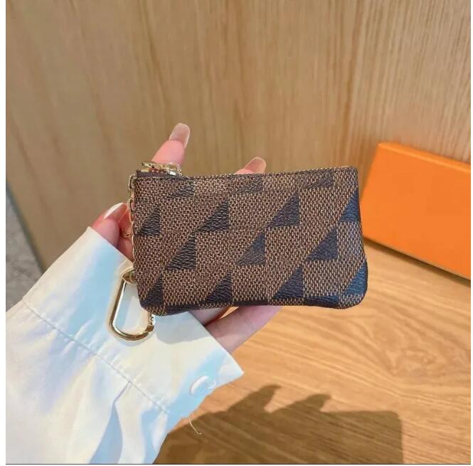 2024 Luxury Designers Mini Coin Purse Keychain Fashion Womens Mens Credit Card Holder Coin Purse Wallet Ring Keychain 002-image-976665699
