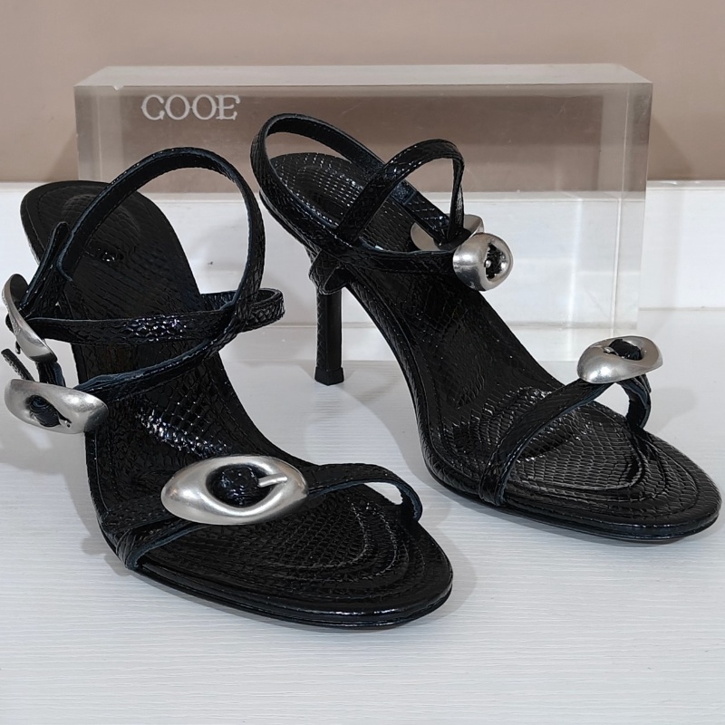 10a de qualité nouvelle de mode Chaussures de mode Sandales à boucle en métal à un sangl Sandales Talons hauts