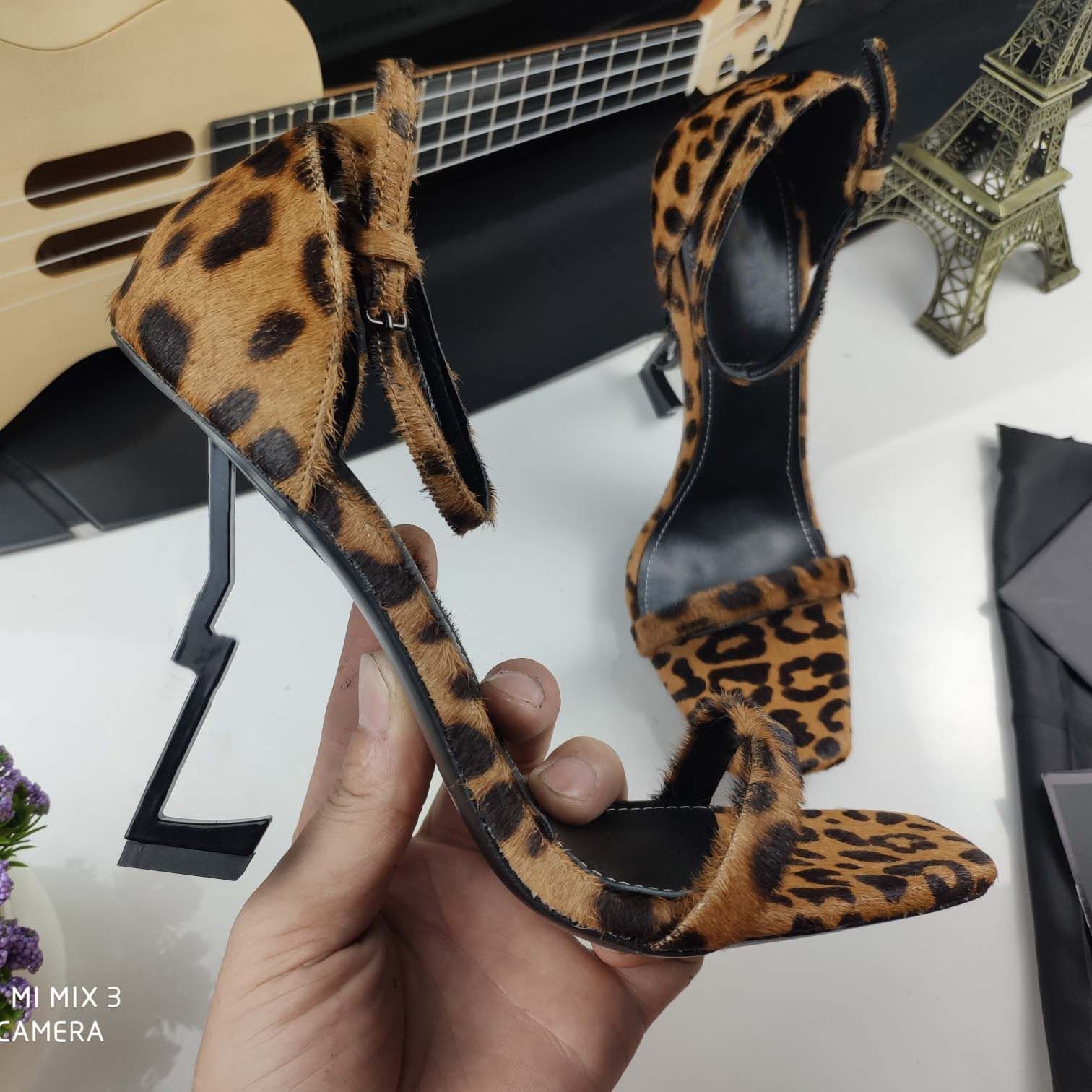 Y51 slippers sandal slides Classics Women shoes heels Sandals fashion Beach Thick bottom Dress Shoe Alphabet lady Sandal Leather High heel lides-image-974514859