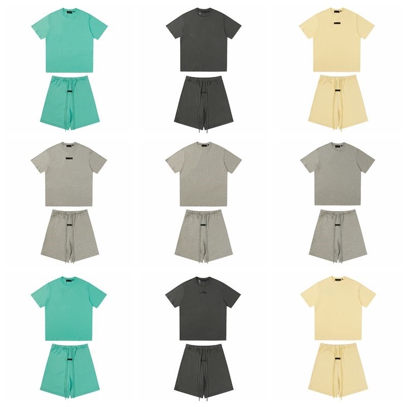 Family Matching Outfits kids T-shirt and shorts set baby Mens womens girls boys Parenting clothes toddler Streetwear designer Loose Lovers Tops-image-974181814