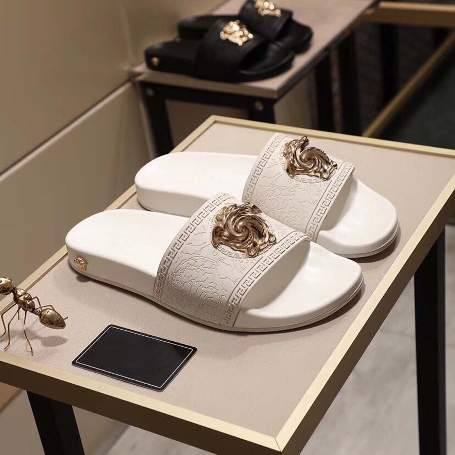 Woman man Designer Palazzo Slipper Sandal shoe Summer Beach Slide Metal logo loafer Sliders outdoor shoes luxury orange shoes Flat Heel crystal F-image-974947387