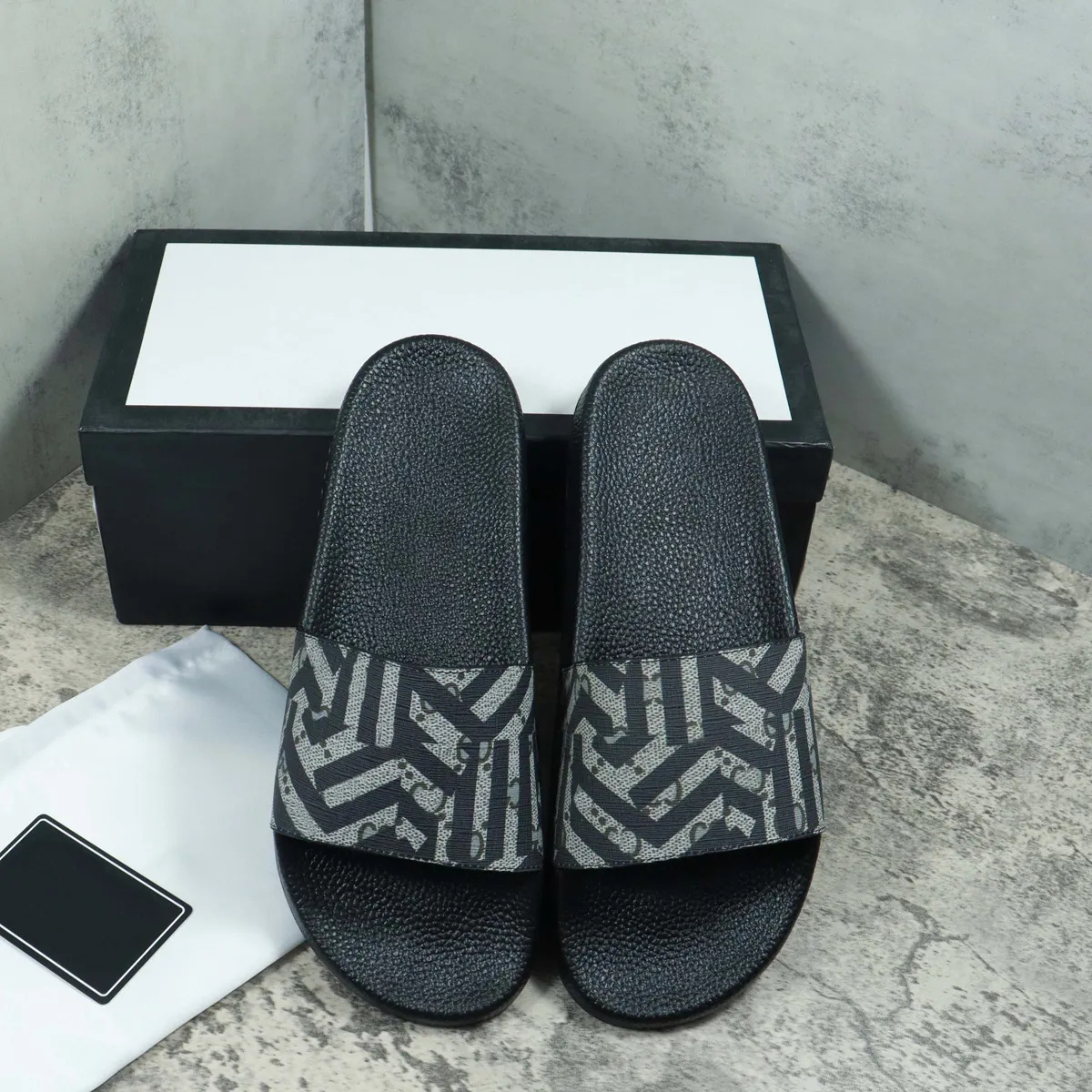 Womens Designer Sandals Italian Floral Print Platform Slippers Top Brocade Rubber Flat Slippers Deluxe Mens Low Top Summer Beach Sandals Mens Wom-image-975693918