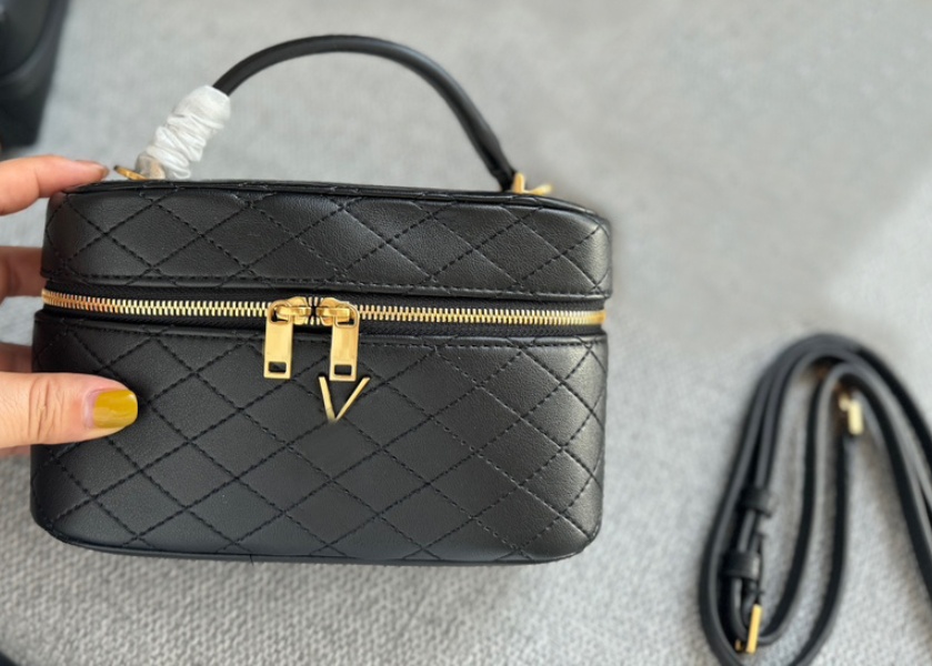 Fashion Designer Women's Shoulder Bag Makeup Tote Bag Handbag about 18x11x6.5cm 25894-image-976169975