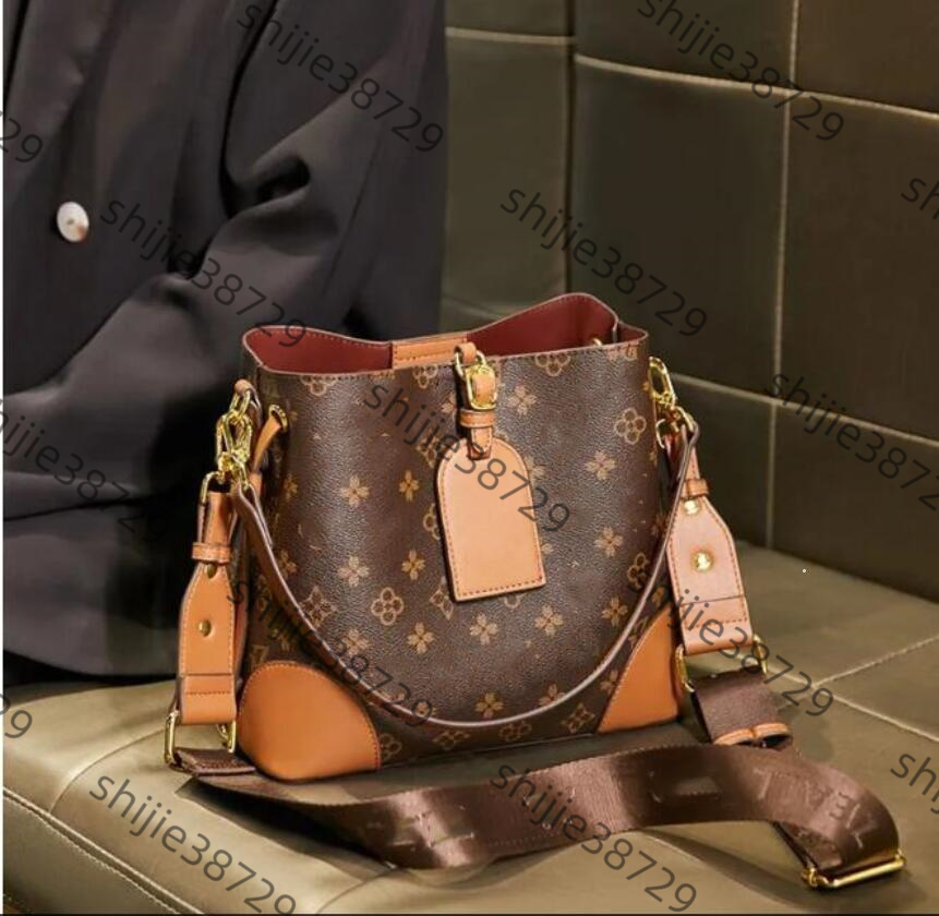 Mens Luxurys M45985 Shoulder diane bag designer Genuine Leather tote handbags Flip embossed messenger bag M46386 Womens purse clutch crossbody be-image-976739913