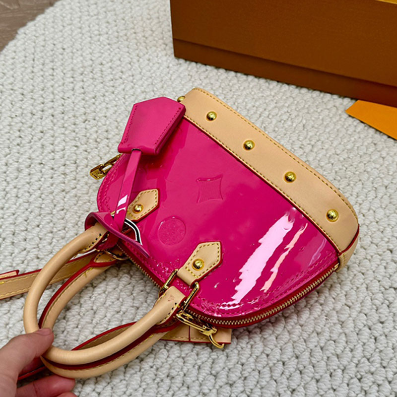 Lacquer Skin Shell Package Designer Bag Luxury Bags Shoulder Leather Retro Handbag High Quality Removable Strap Zipper Classic Letter Print78