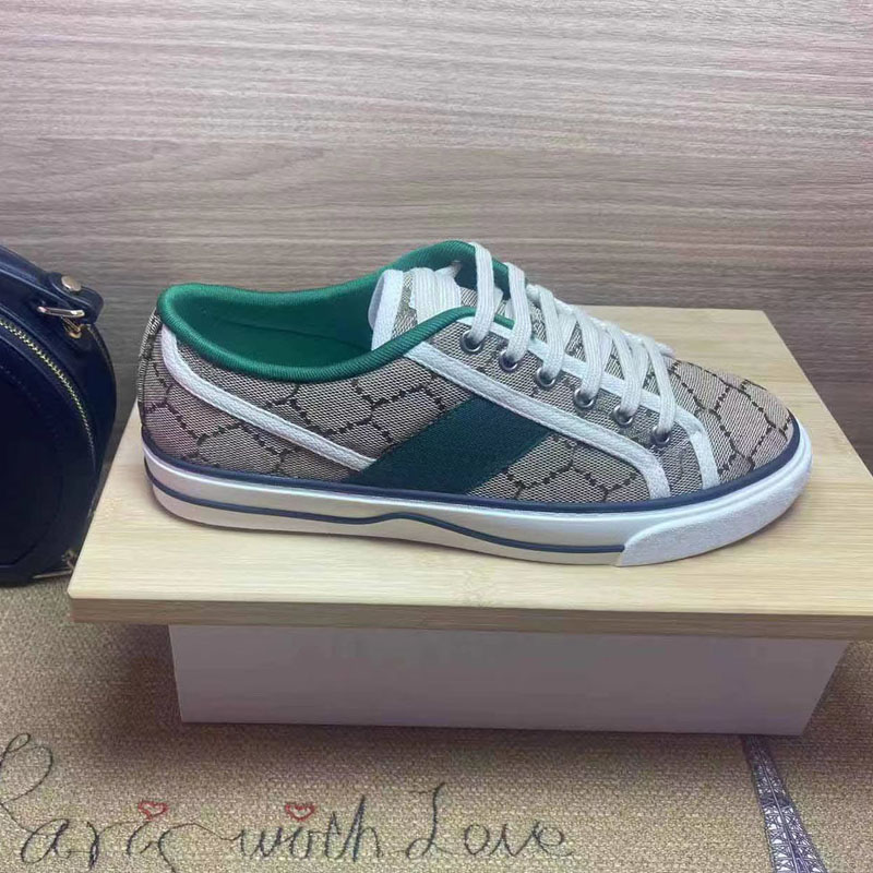 Hommes Casual chaussures femmes voyage 100% cuir à lacets sneaker mode dame designer baskets de course lettres femme chaussure plat imprimé baske