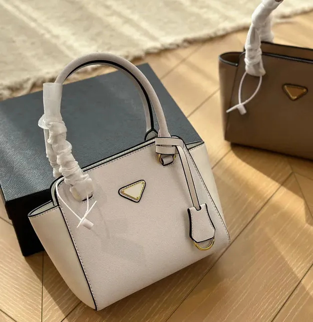 2024 Designer Bags Luxury Fashion Totes Neverfull Wallet Leather Messenger Shoulder Handbag Women Bags High Capacity Composite Shopping Bagss 