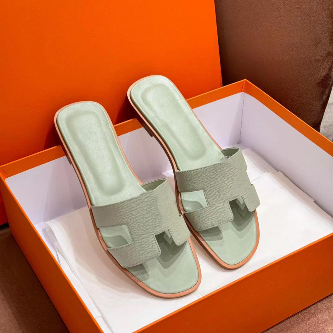 Designer women's sandals, classic slippers, palm patterned leather slippers, flats, sneakers, beach shoes 
