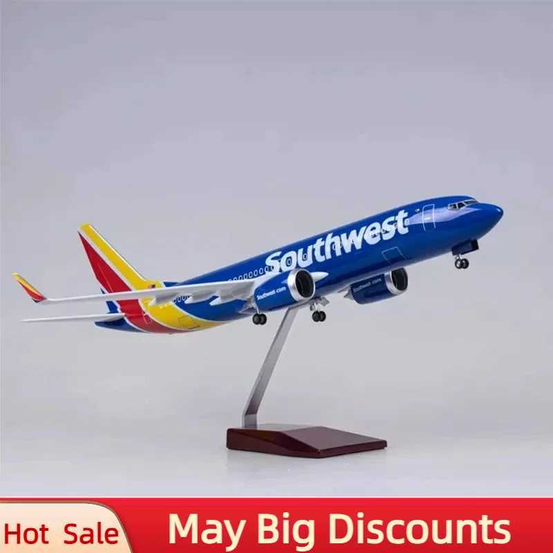 Aircraft Modle New 1 80 scale large aircraft Southwest Airlines Boeing 737 aircraft model die cast aircraft with LED lights for collection s24520-image-978591188