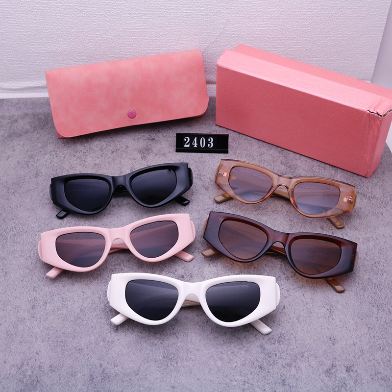 Womens Designer Sunglasses UV Protection Fashion Sunglass Letter Casual Retro Eyeglasses Metal Mirror Legs Green Lens Women Triomphe Oval Fr-image-978893337