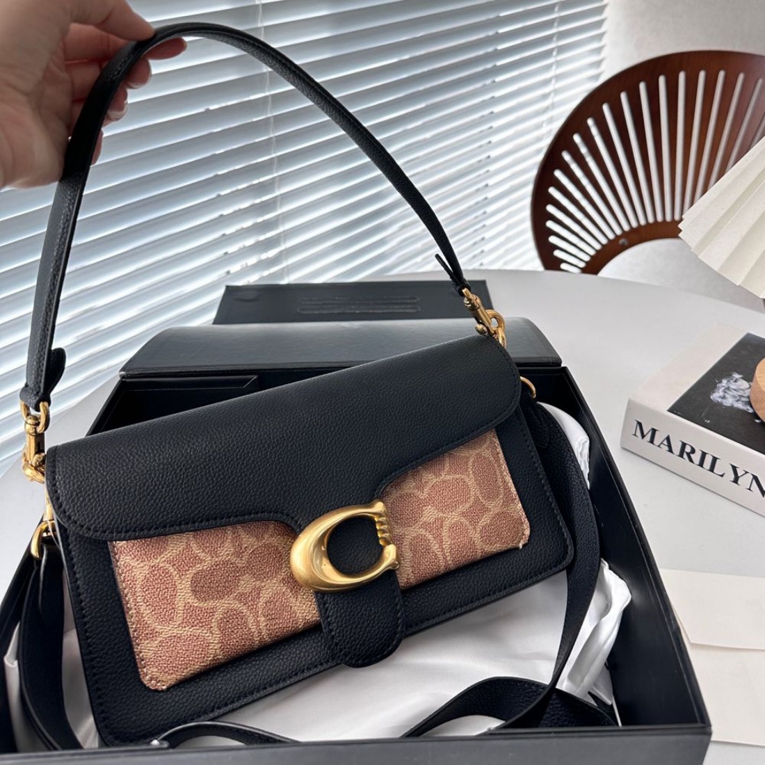 Luxury sacoche Womens Shoulder bag 10A quality baguette CrossBody bag Even mens Clutch Designer tabby Bag 26 quilted leather pillow handbags chai-image-998121408