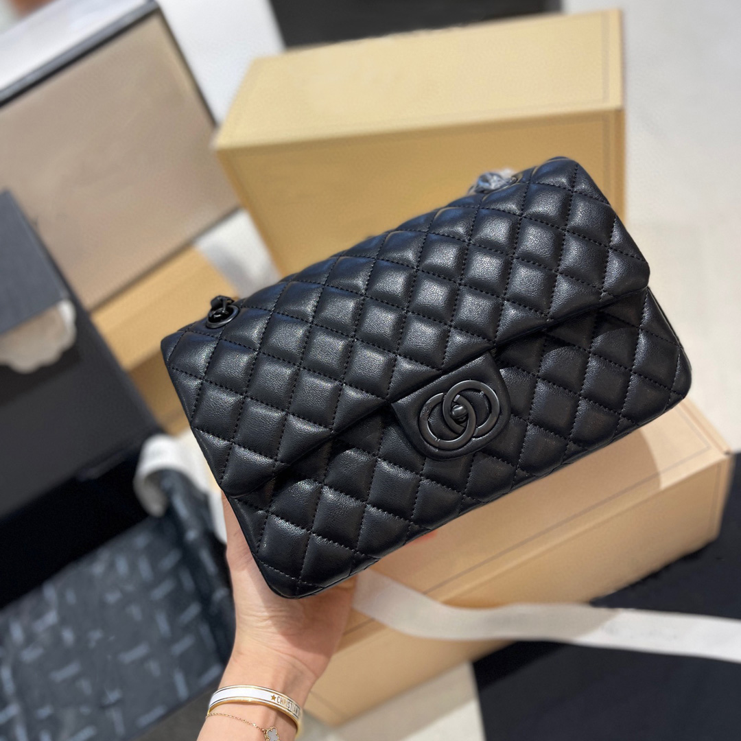 2024 Designer Bag handbag Chain Diamond lattice shoulder bag luxury Classic Black crossbody bag High quality Fashionable women's bags letter cc