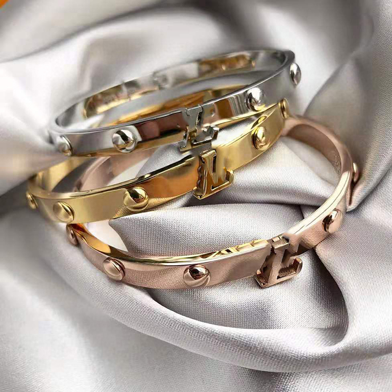LW bangle for woman designer men Gold plated 18K highest counter Advanced Materials classic style exquisite gift luxury premium gifts with box 010