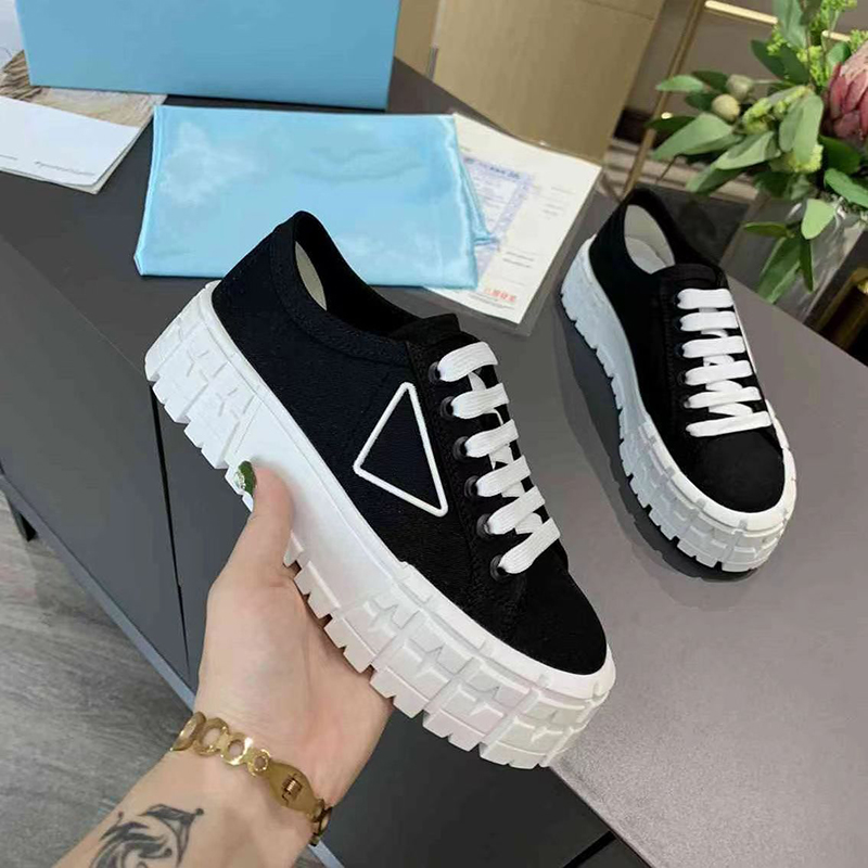 Designer Womens Casual Shoes Double Wheel Canvas Platform Sneakers Fashion Re-Nylon Gabardine Sneaker Black White Pink Blue Desert Outdoor Women-image-980897005