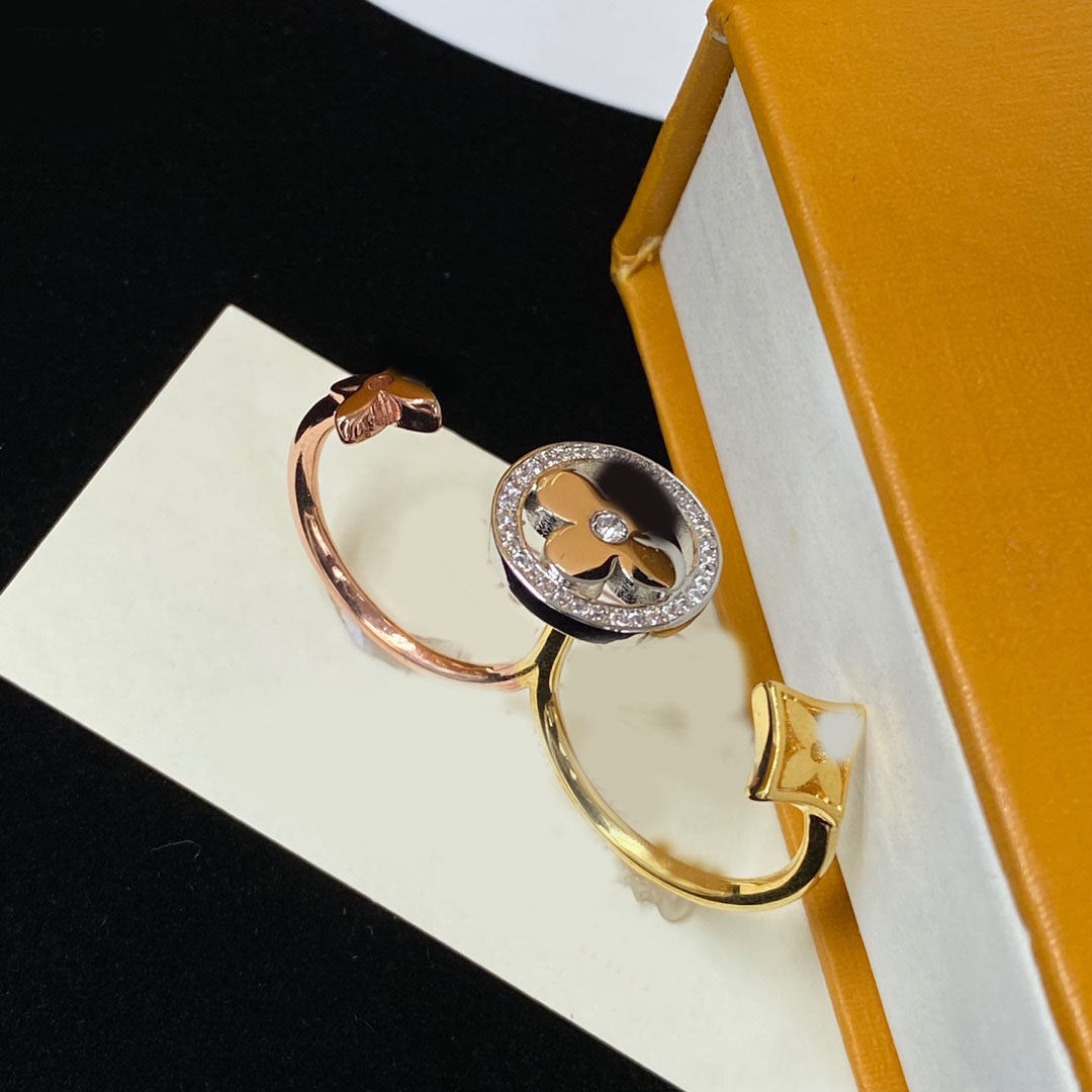 Designer Rings Luxury Letter Band Rings Clover Flower Charm 18K Gold 925 Silver Plated Opening Adjustable Ring For Women Men Party Fashion Jewelry G
