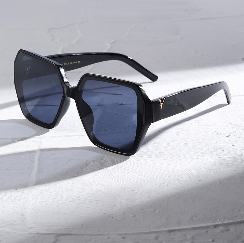 lady brand Sunglasses Designer Sunglasses new Men Optional top quality Polarized UV400 lenses with box travel beach Driving travel shopping 6266-image-981016845