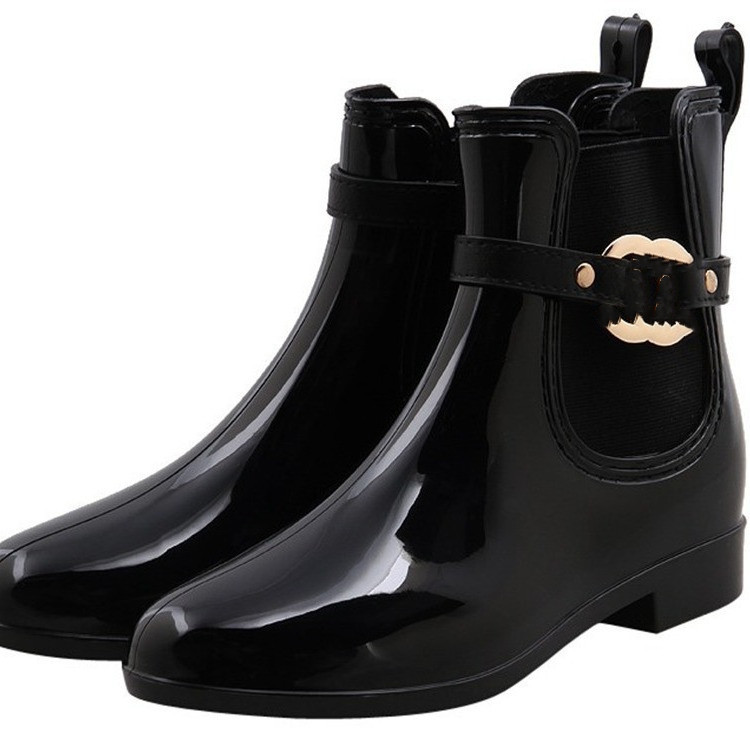 Designer Rain Shoes European and American Women&#039;s Low Barrel Rain Shoes Anti slip Water Shoes Elastic Accessories Luxury Rubber Shoes-image-981398015