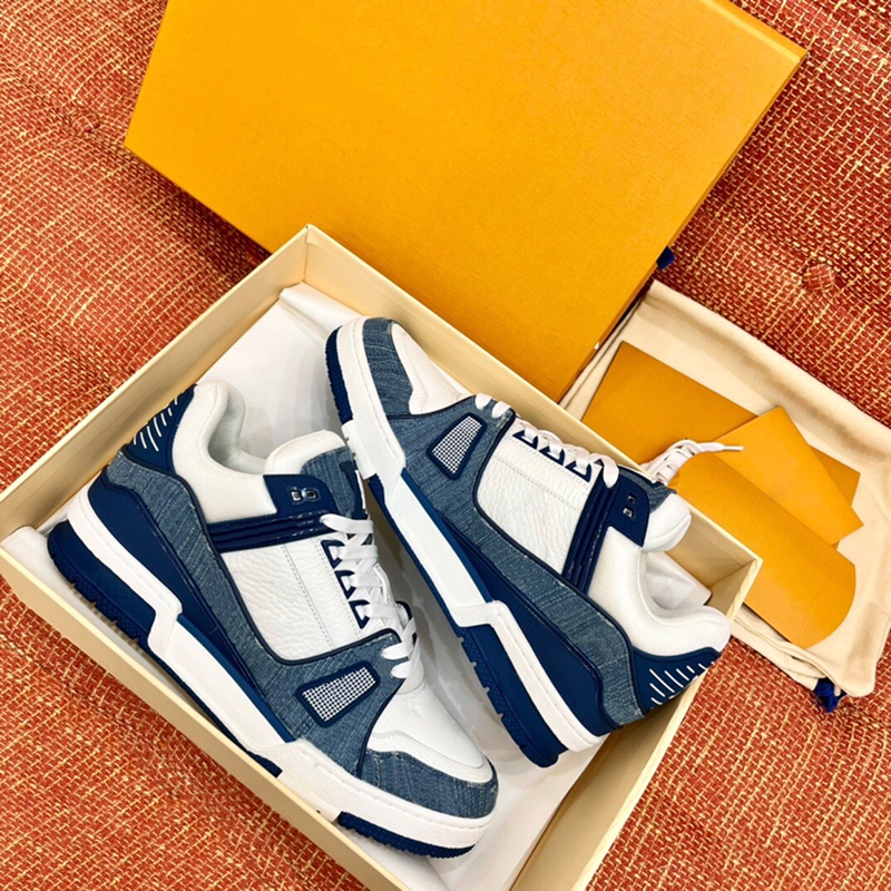 Men Women Casual Shoes Designer Logo Embossed Trainer Sneaker Luxury Platform Sneakers Triple White Black Denim Grey Sky Blue Yellow Green Red Me-image-982107938