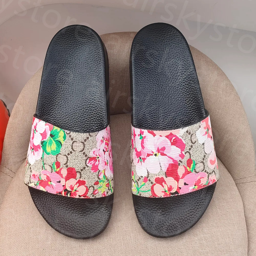 designer Sandals Slippers high-end New Rubber Slides Floral Brocade Women and Men Slipper Flat Bottoms Flip Flops Women Fashion Striped Beach EU-image-982900650