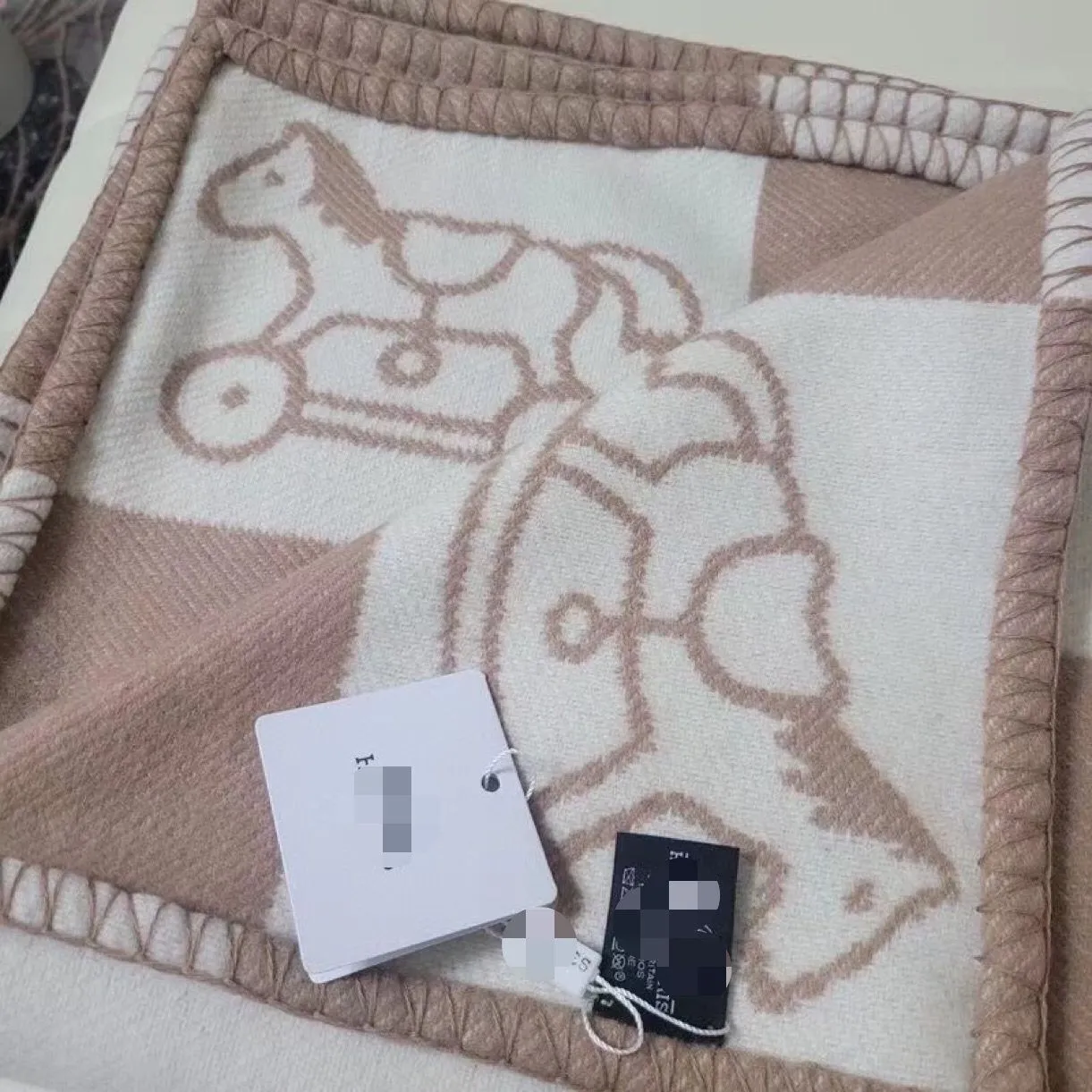 Blankets Luxury Designer Signage Childrens Cashmere Baby Blanket Classic Pony Pattern Doublesided Jacquard High Quality Soft and Comfortable S251-image-1083005400