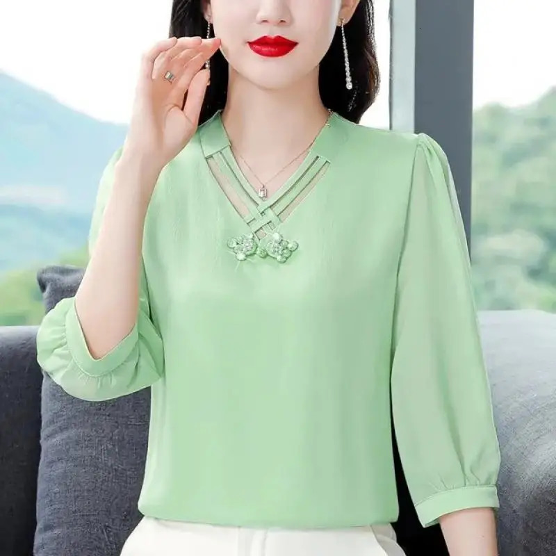 Solid Color Chiffon Shirt Womens Summer V Neck Bottoming Top 34 Sleeve Versatile Pullovers Blouse 240531