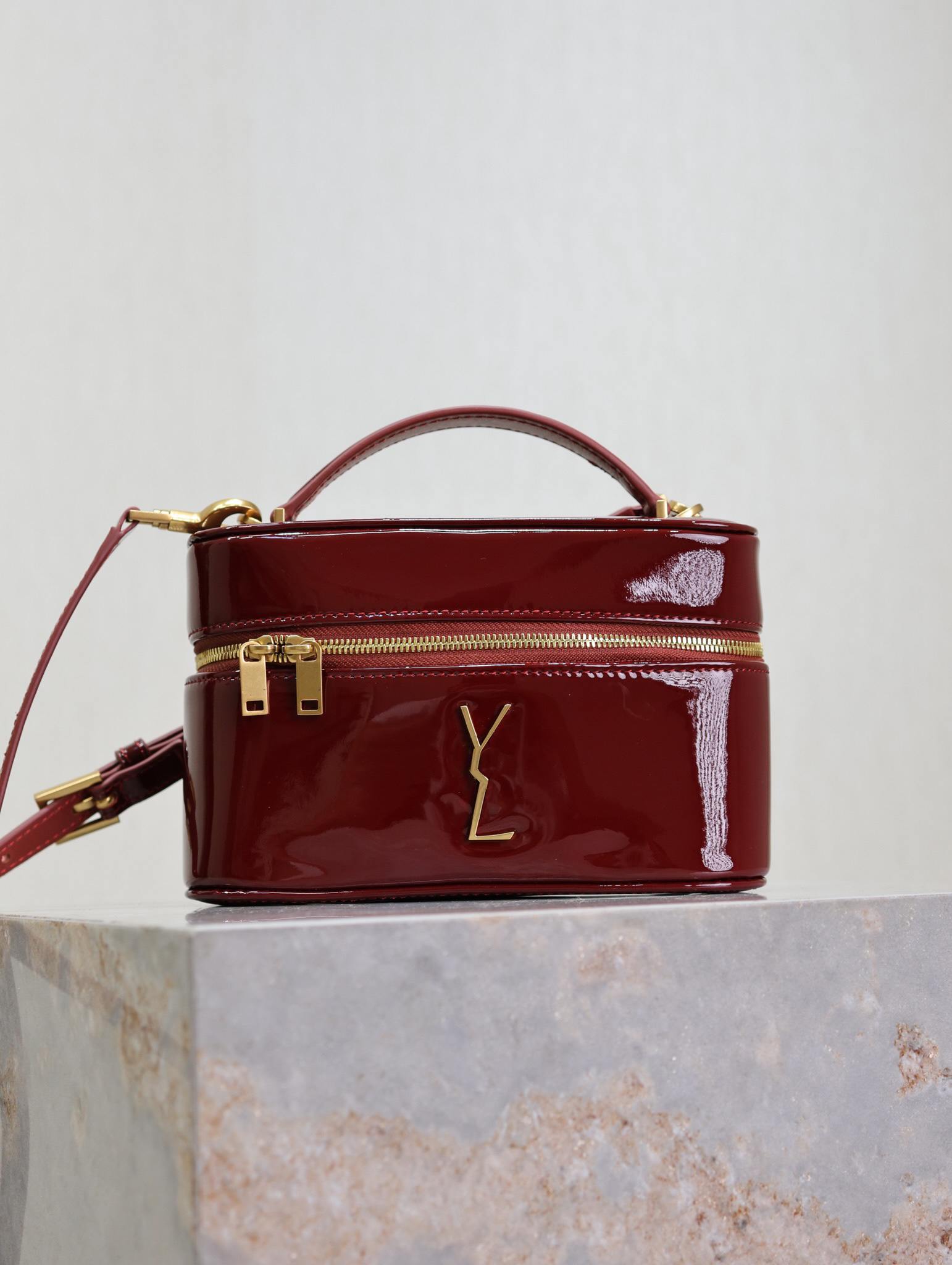 10A mirror quality designer bag gaby mini vanity bag in patent leather cases makeup bag mini cosmetic bag crossbody shoulder handbag womens bag With
