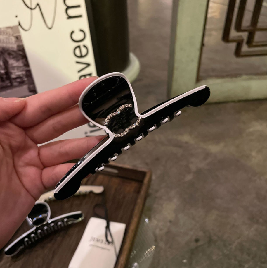 Luxury Hair Clips Barrettes French Elegant Letter Rhinestone Colorful Big Size Hair Claw for Women Wedding Party Hair Clip Headdres-image-1036106120