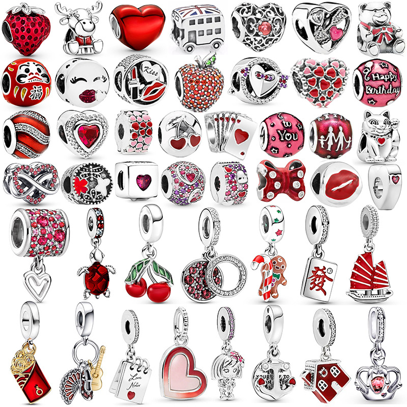 Lucky Red Envelope Shaped Pendant Charms Strawberry Heart Bracelet Bead Classic Design Diy Jewelry High Quality Accessories Wholesale