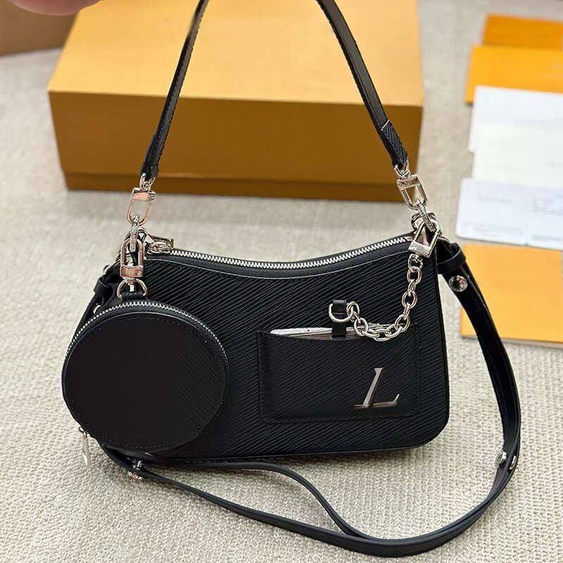 Sac à épaule de créateurs de créateurs Water Ripple Marelle M80689 Fashion Lady Purse avec porte-cartes sacs Messenger sacs à main de luxe sacs à