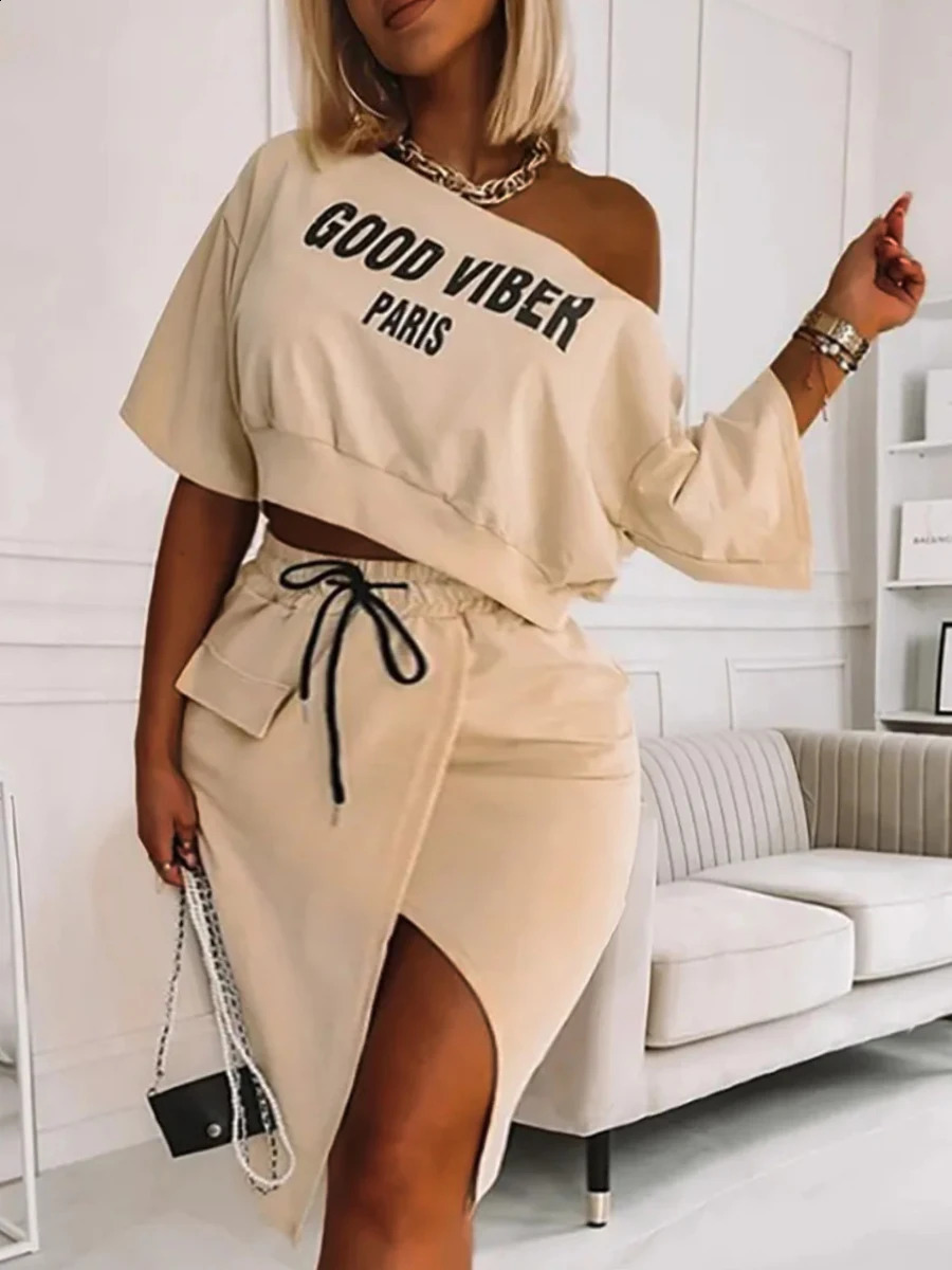 LW Plus Size Two Piece Good Viber One Shoulder Letter Print Set Crop TopHigh Split Skirt Elegant Matching Outfits For Women 241203Z